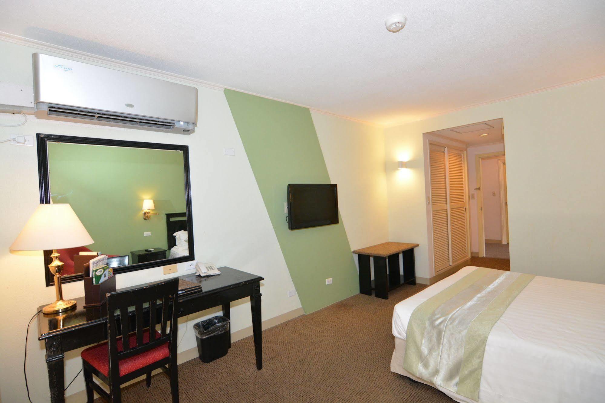 Century Hotel Garapan Εξωτερικό φωτογραφία