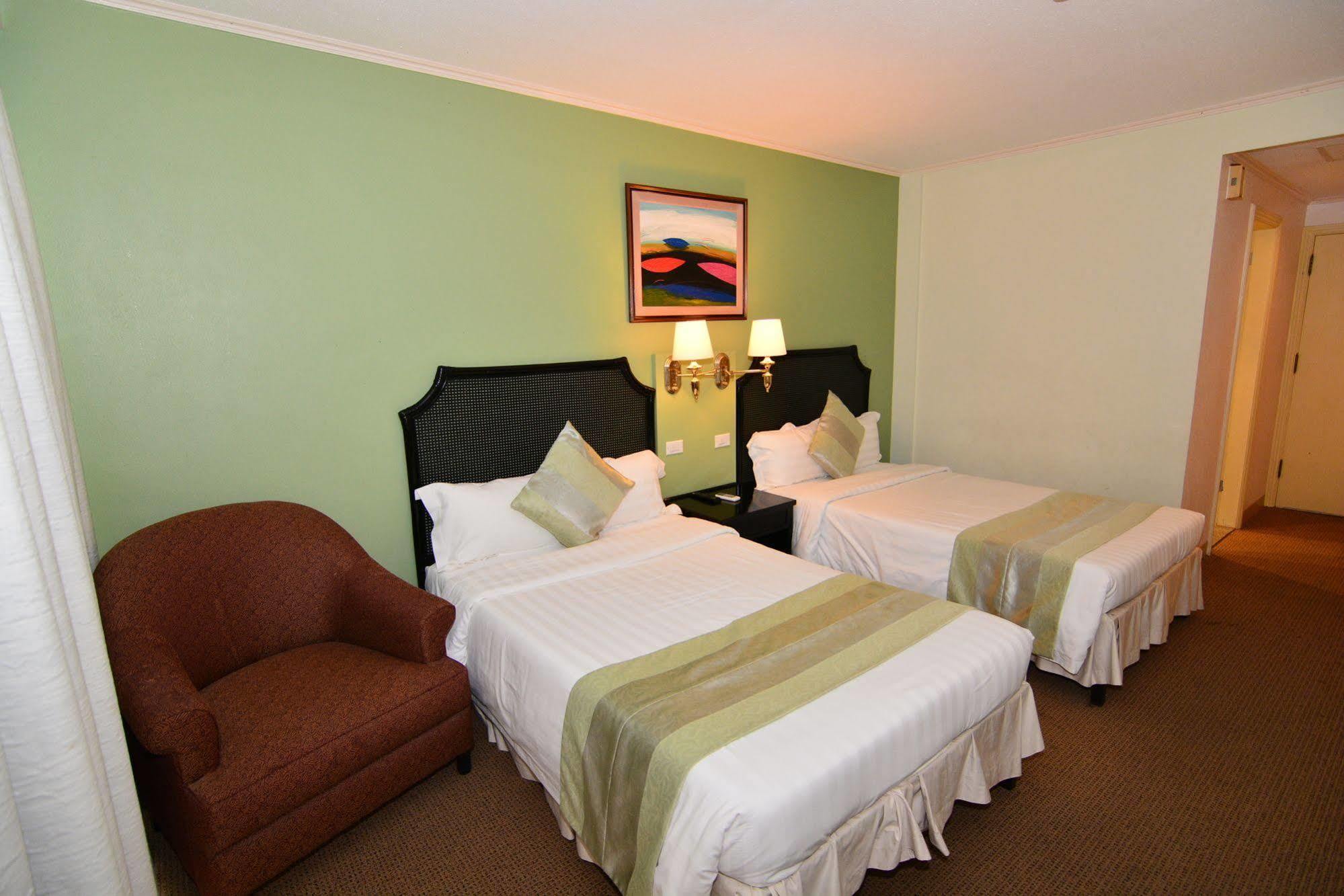 Century Hotel Garapan Εξωτερικό φωτογραφία